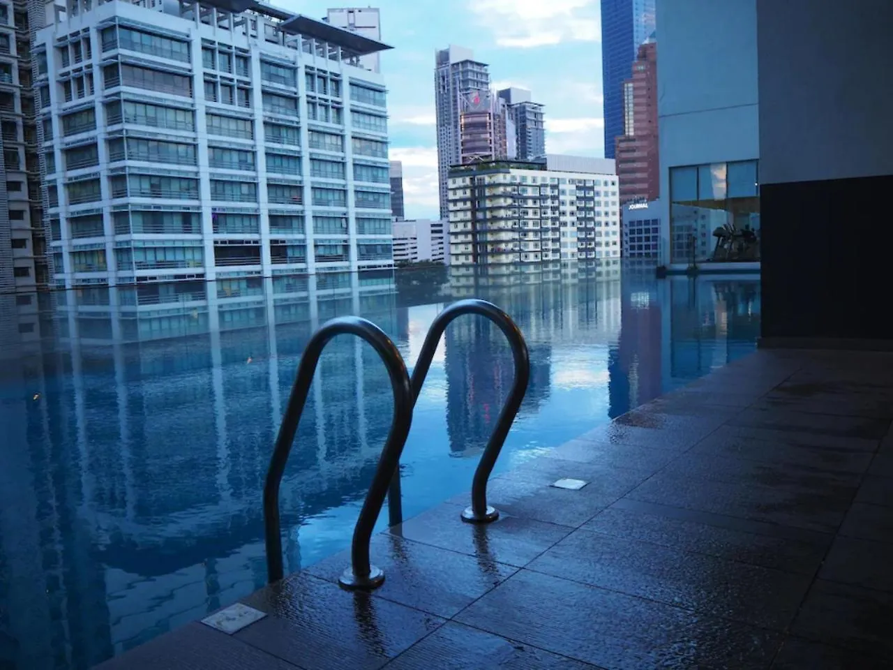 Rs Suites In Bukit Bintang Kuala Lumpur Malaysia
